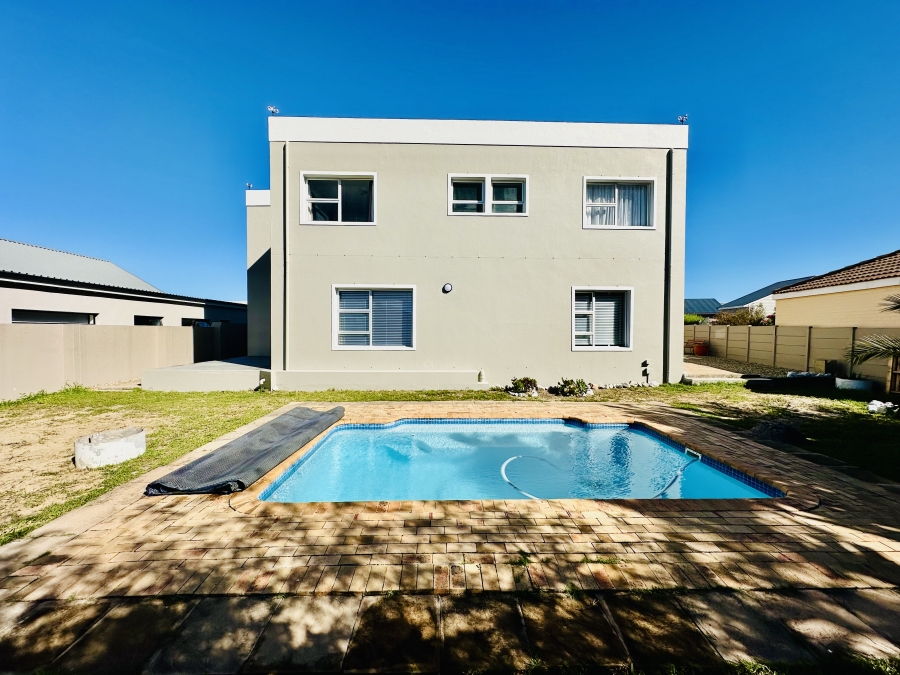 5 Bedroom Property for Sale in Vermont Western Cape